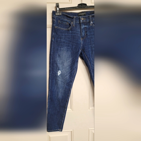 Women's Size 4/27 Short Banana Republic Premium Denim Skinny Jeans Distressed. - Picture 5 of 8